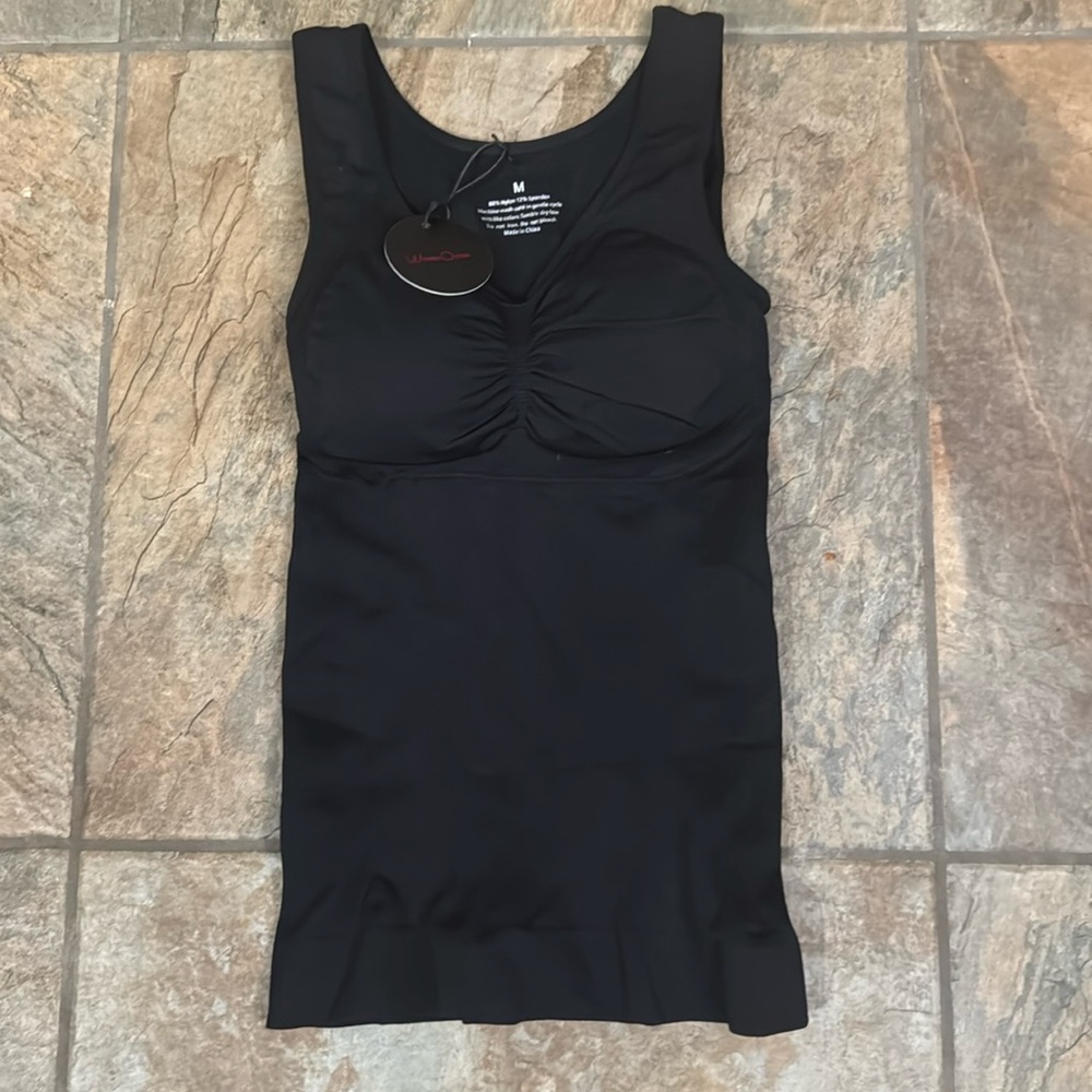 Black shape tank